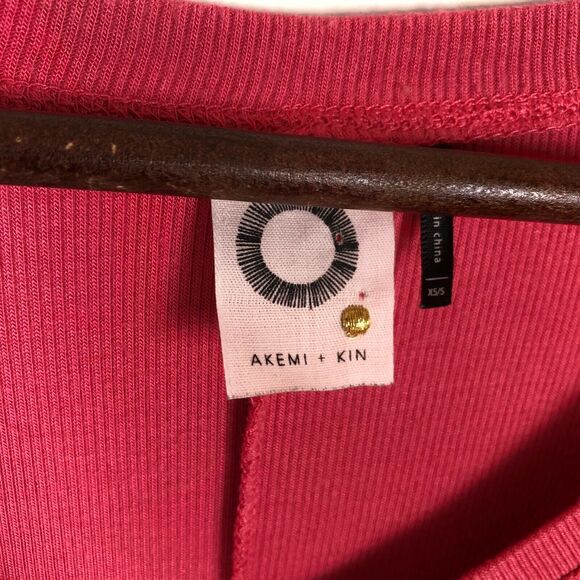 Anthropologie Akemi + Kin Pink Ribbed Oversize Ruffle Top Women's Size XS/S - Picture 3 of 6